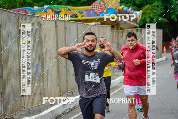 Buy your photos of the eventSantander Track&Field Run Series - Shopping da Bahia on Fotop