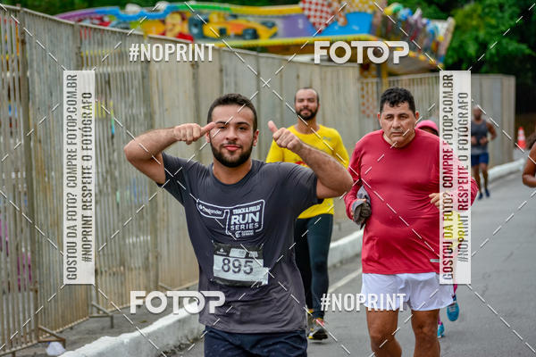 Buy your photos of the eventSantander Track&Field Run Series - Shopping da Bahia on Fotop