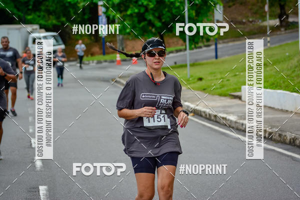 Buy your photos of the eventSantander Track&Field Run Series - Shopping da Bahia on Fotop