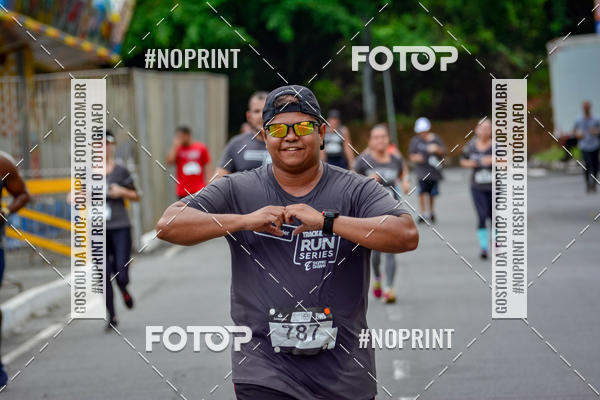Buy your photos of the eventSantander Track&Field Run Series - Shopping da Bahia on Fotop