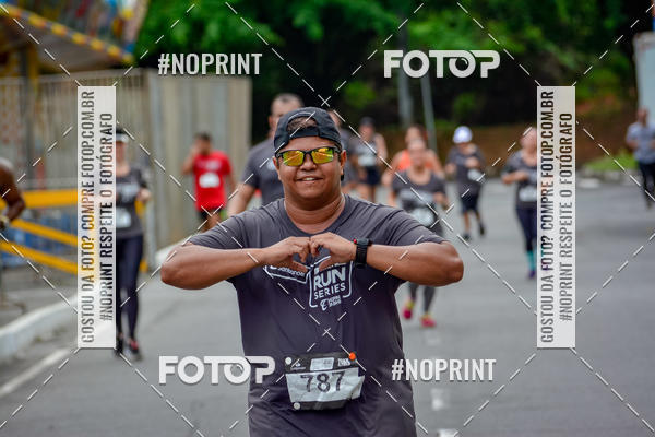 Buy your photos of the eventSantander Track&Field Run Series - Shopping da Bahia on Fotop