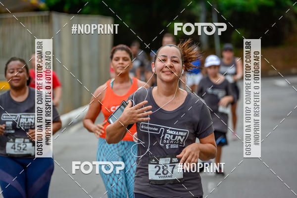 Buy your photos of the eventSantander Track&Field Run Series - Shopping da Bahia on Fotop