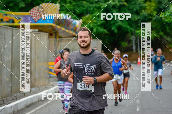 Buy your photos of the eventSantander Track&Field Run Series - Shopping da Bahia on Fotop