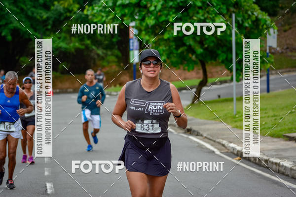 Buy your photos of the eventSantander Track&Field Run Series - Shopping da Bahia on Fotop