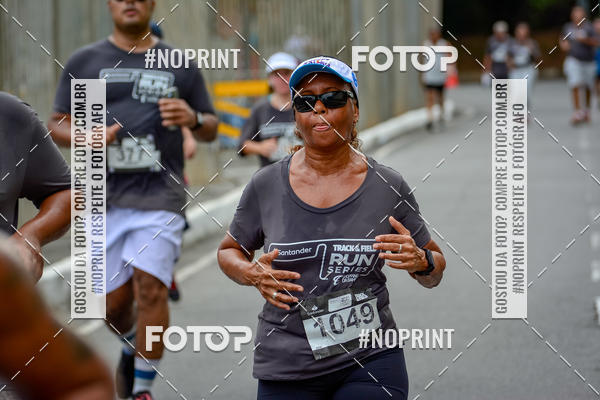 Buy your photos of the eventSantander Track&Field Run Series - Shopping da Bahia on Fotop