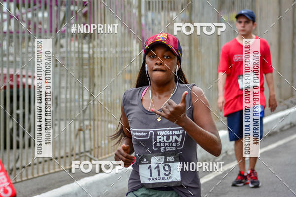 Buy your photos of the eventSantander Track&Field Run Series - Shopping da Bahia on Fotop