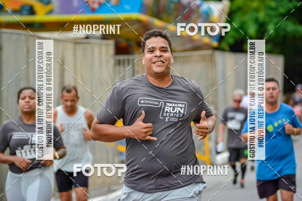 Buy your photos of the eventSantander Track&Field Run Series - Shopping da Bahia on Fotop