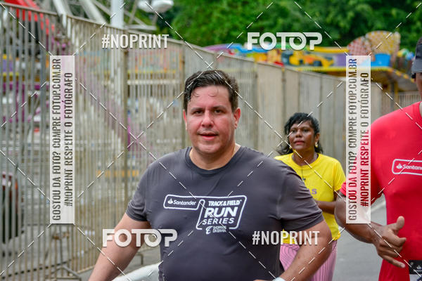 Buy your photos of the eventSantander Track&Field Run Series - Shopping da Bahia on Fotop