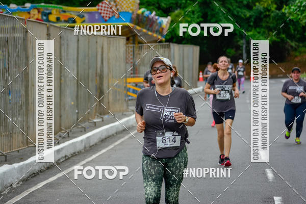 Buy your photos of the eventSantander Track&Field Run Series - Shopping da Bahia on Fotop