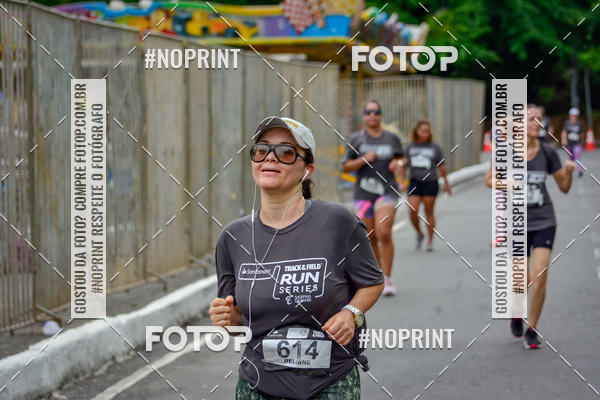 Buy your photos of the eventSantander Track&Field Run Series - Shopping da Bahia on Fotop
