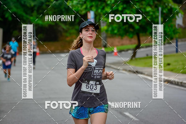 Buy your photos of the eventSantander Track&Field Run Series - Shopping da Bahia on Fotop