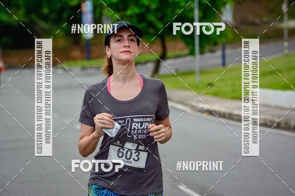 Buy your photos of the eventSantander Track&Field Run Series - Shopping da Bahia on Fotop