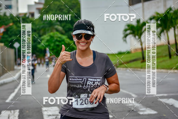 Buy your photos of the eventSantander Track&Field Run Series - Shopping da Bahia on Fotop