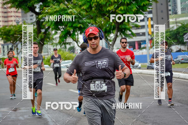 Buy your photos of the eventSantander Track&Field Run Series - Shopping da Bahia on Fotop