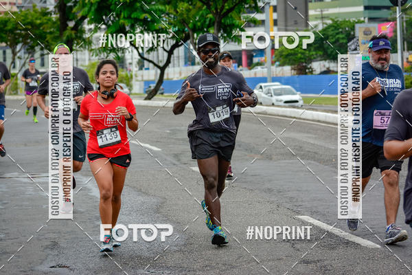 Buy your photos of the eventSantander Track&Field Run Series - Shopping da Bahia on Fotop