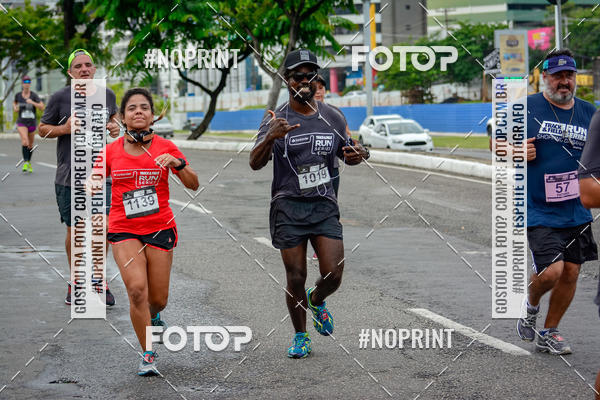Buy your photos of the eventSantander Track&Field Run Series - Shopping da Bahia on Fotop