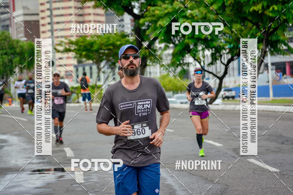 Buy your photos of the eventSantander Track&Field Run Series - Shopping da Bahia on Fotop