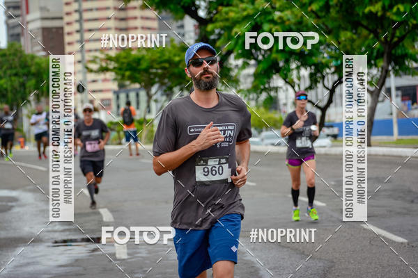 Buy your photos of the eventSantander Track&Field Run Series - Shopping da Bahia on Fotop
