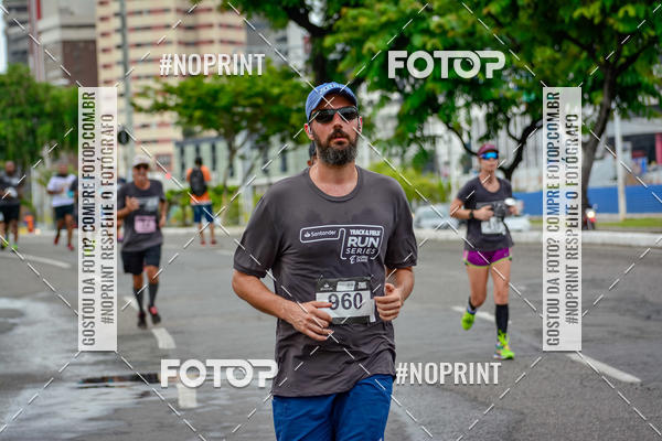 Buy your photos of the eventSantander Track&Field Run Series - Shopping da Bahia on Fotop