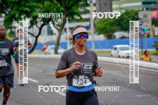 Buy your photos of the eventSantander Track&Field Run Series - Shopping da Bahia on Fotop