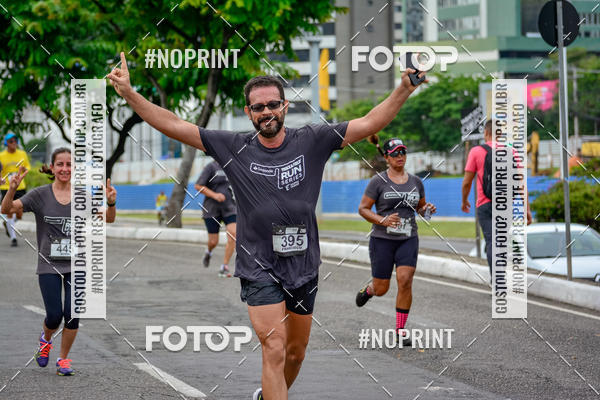 Buy your photos of the eventSantander Track&Field Run Series - Shopping da Bahia on Fotop