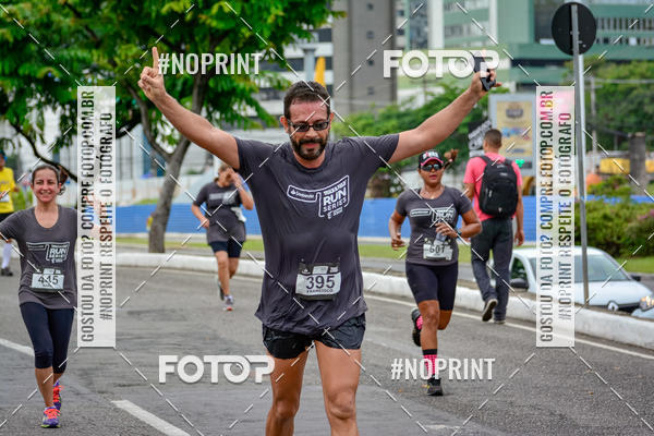 Buy your photos of the eventSantander Track&Field Run Series - Shopping da Bahia on Fotop