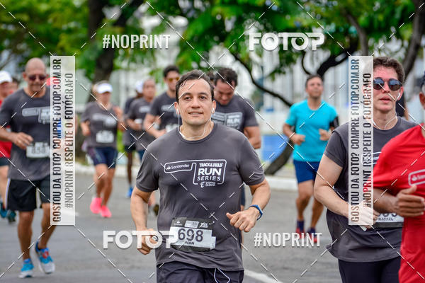 Buy your photos of the eventSantander Track&Field Run Series - Shopping da Bahia on Fotop