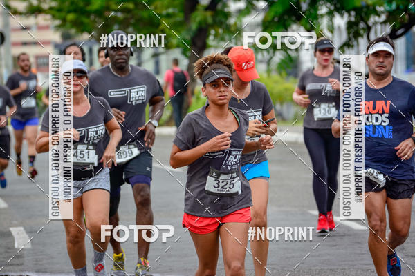 Buy your photos of the eventSantander Track&Field Run Series - Shopping da Bahia on Fotop