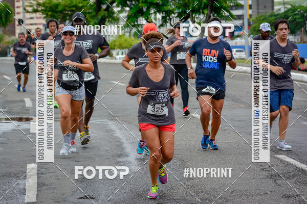 Buy your photos of the eventSantander Track&Field Run Series - Shopping da Bahia on Fotop