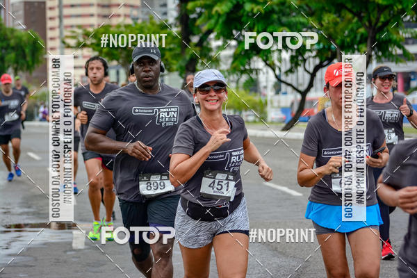 Buy your photos of the eventSantander Track&Field Run Series - Shopping da Bahia on Fotop