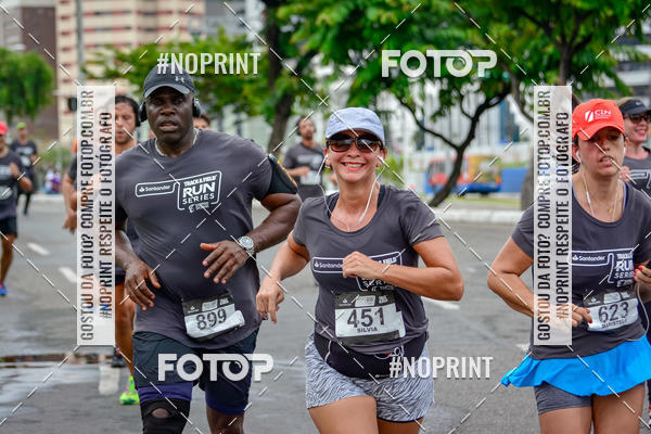 Buy your photos of the eventSantander Track&Field Run Series - Shopping da Bahia on Fotop