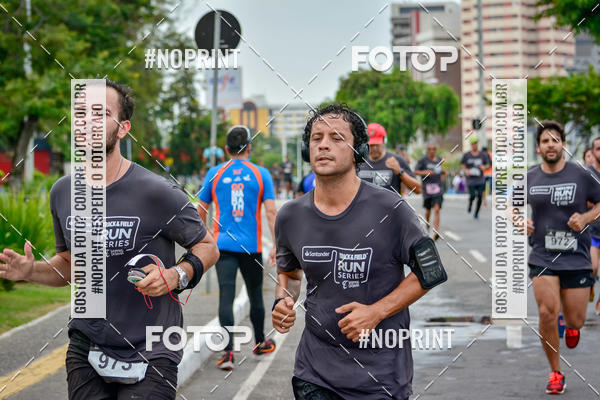 Buy your photos of the eventSantander Track&Field Run Series - Shopping da Bahia on Fotop