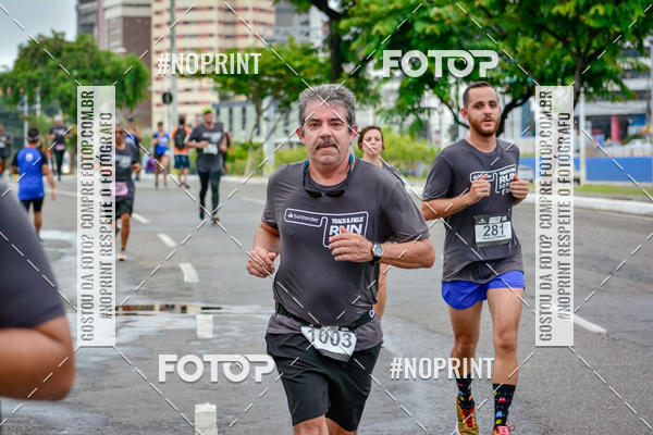 Buy your photos of the eventSantander Track&Field Run Series - Shopping da Bahia on Fotop
