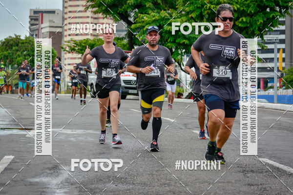 Buy your photos of the eventSantander Track&Field Run Series - Shopping da Bahia on Fotop