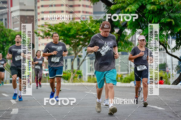 Buy your photos of the eventSantander Track&Field Run Series - Shopping da Bahia on Fotop