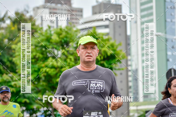 Buy your photos of the eventSantander Track&Field Run Series - Shopping da Bahia on Fotop