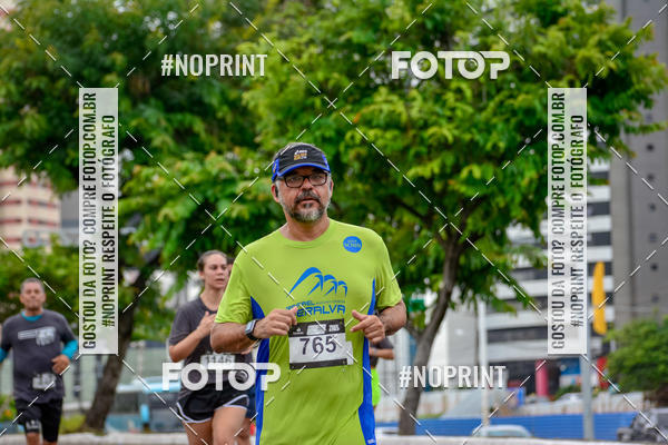 Buy your photos of the eventSantander Track&Field Run Series - Shopping da Bahia on Fotop
