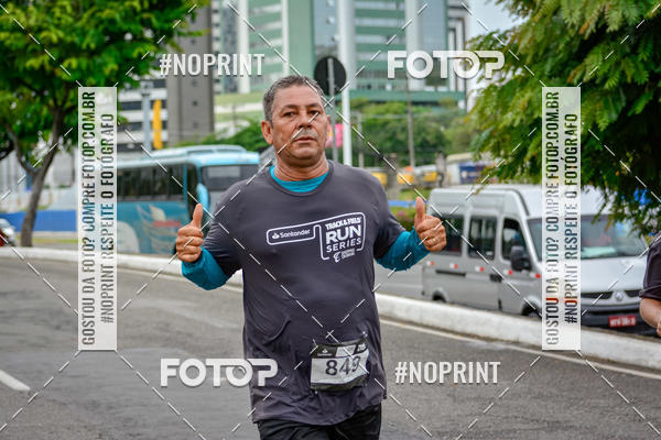 Achetez vos photos de l'�v�nementSantander Track&Field Run Series - Shopping da Bahia sur Fotop