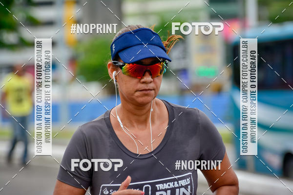 Achetez vos photos de l'�v�nementSantander Track&Field Run Series - Shopping da Bahia sur Fotop