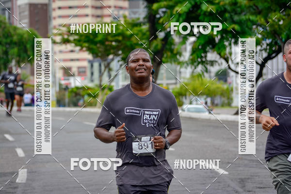 Buy your photos of the eventSantander Track&Field Run Series - Shopping da Bahia on Fotop