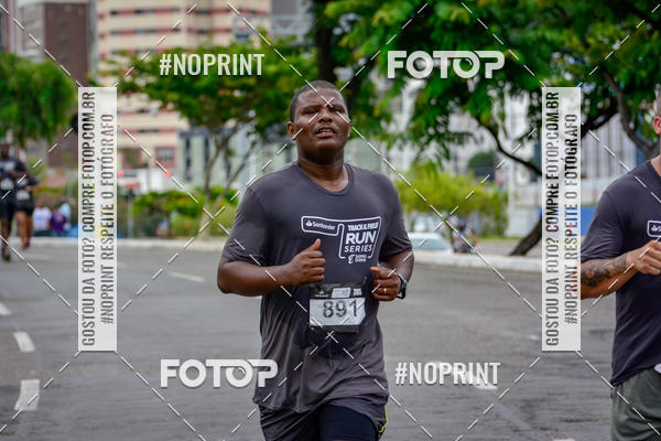 Buy your photos of the eventSantander Track&Field Run Series - Shopping da Bahia on Fotop