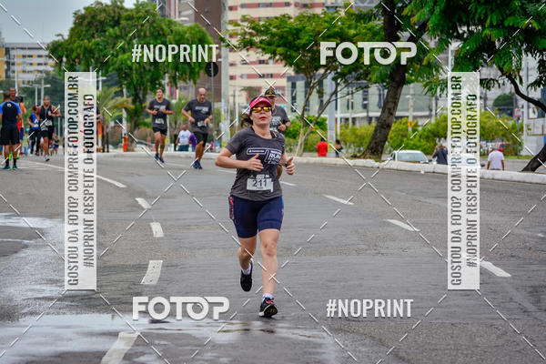 Buy your photos of the eventSantander Track&Field Run Series - Shopping da Bahia on Fotop