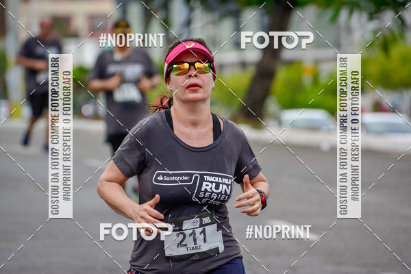 Buy your photos of the eventSantander Track&Field Run Series - Shopping da Bahia on Fotop