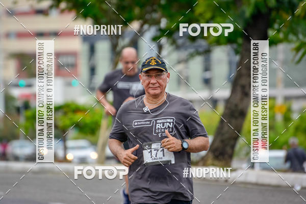 Buy your photos of the eventSantander Track&Field Run Series - Shopping da Bahia on Fotop