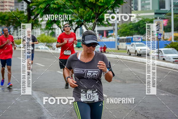 Buy your photos of the eventSantander Track&Field Run Series - Shopping da Bahia on Fotop