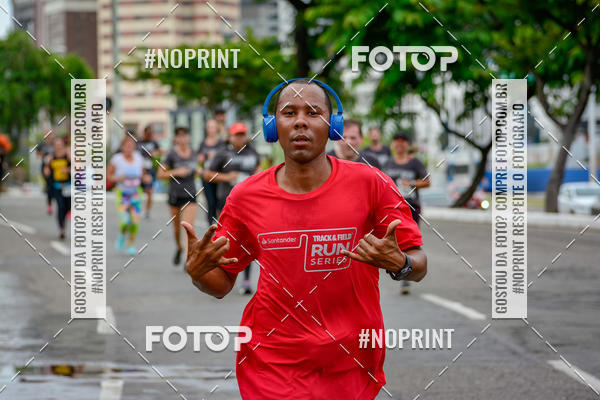 Buy your photos of the eventSantander Track&Field Run Series - Shopping da Bahia on Fotop