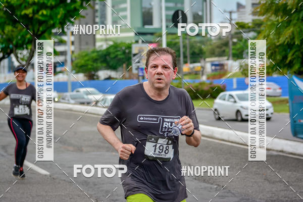 Buy your photos of the eventSantander Track&Field Run Series - Shopping da Bahia on Fotop