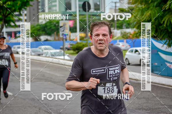 Buy your photos of the eventSantander Track&Field Run Series - Shopping da Bahia on Fotop