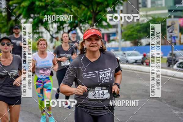Buy your photos of the eventSantander Track&Field Run Series - Shopping da Bahia on Fotop