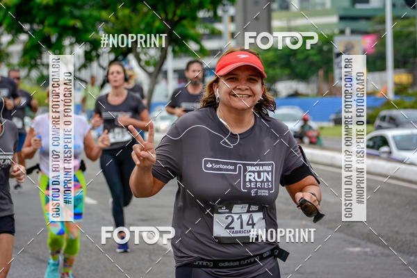 Buy your photos of the eventSantander Track&Field Run Series - Shopping da Bahia on Fotop